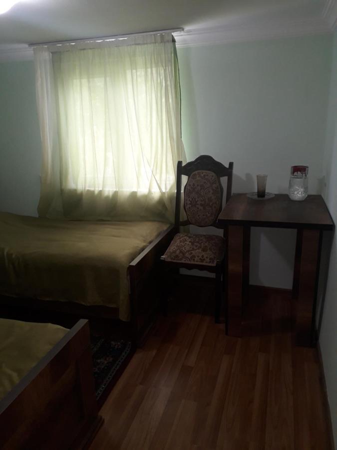 Nunu'S Guesthouse Tskaltubo Ngoại thất bức ảnh
