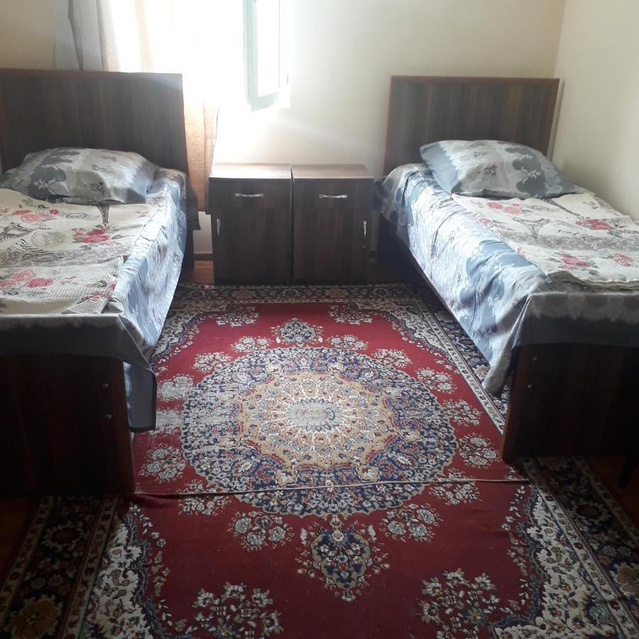 Nunu'S Guesthouse Tskaltubo Ngoại thất bức ảnh